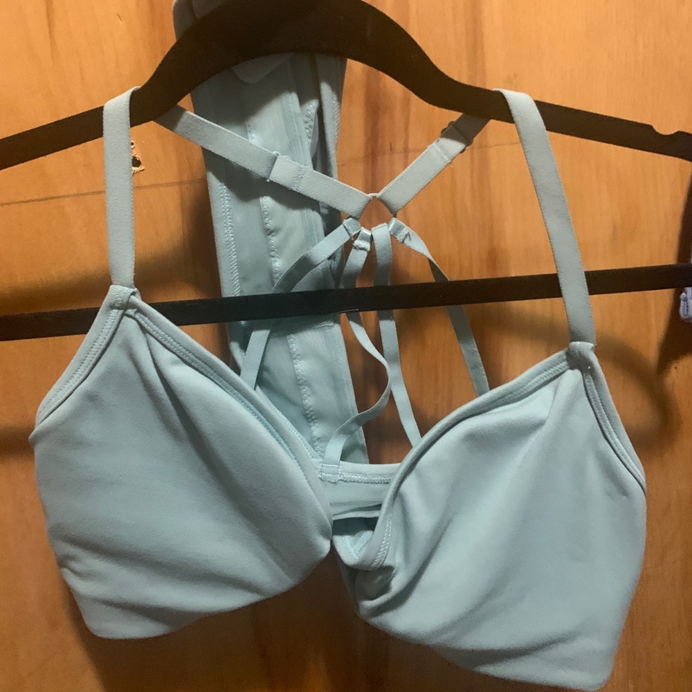 Alphalete bra